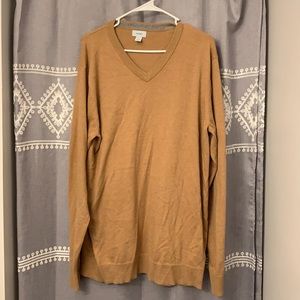 Men’s Tall Sweater.